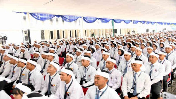 1.300 Tenaga Kerja Terlatih Asal Jabar Diberangkatkan ke Jepang