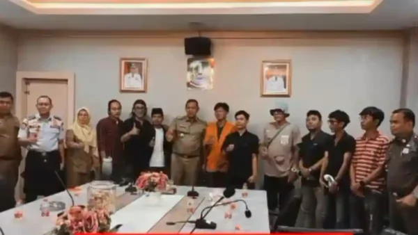 Sistem Bobrok, Wali Kota Bekasi Dituntut Lakukan Bedol Desa Dinas Pendidikan