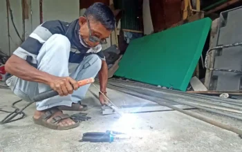 Belajar dari Pak Subur: Mengelas dengan Ilmu, Bukan Sekadar Asal Sambung