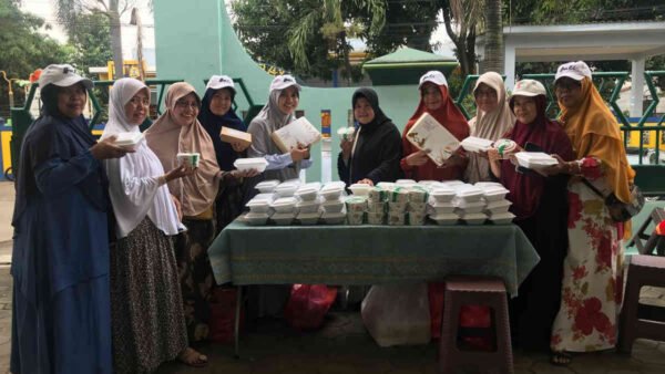 RW 06 Sumur Batu: Semangat Gotong Royong dan Edukasi Menyala Tiap Hari