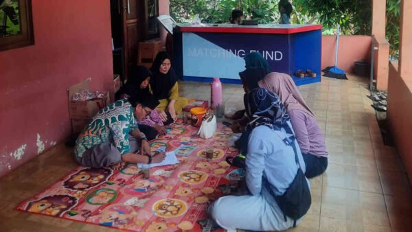 Dorong Warga Kelola Sampah Lebih Mandiri, RW 02 Sumur Batu Bentuk Pengurus Bank Sampah