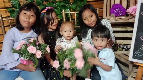 Tangis Haru di Ulang Tahun Adiba ke-8: Perjuangan Sunyi Seorang Ayah Tunggal, Demi Secercah Harapan