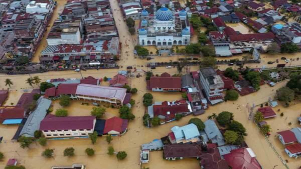 Darurat Bencana Aceh: Banjir dan Longsor Lumpuhkan Belasan Kabupaten, Ribuan Jiwa Mengungsi