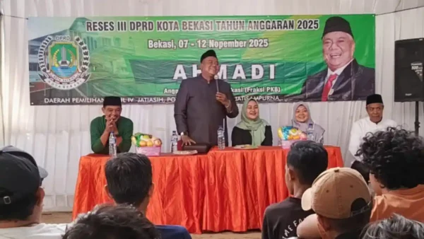 Kabar Gembira dari Parlemen: Ahmadi Madong Pastikan Insentif RT/RW Naik dan Anggaran Rp100 Juta Siap Cair!