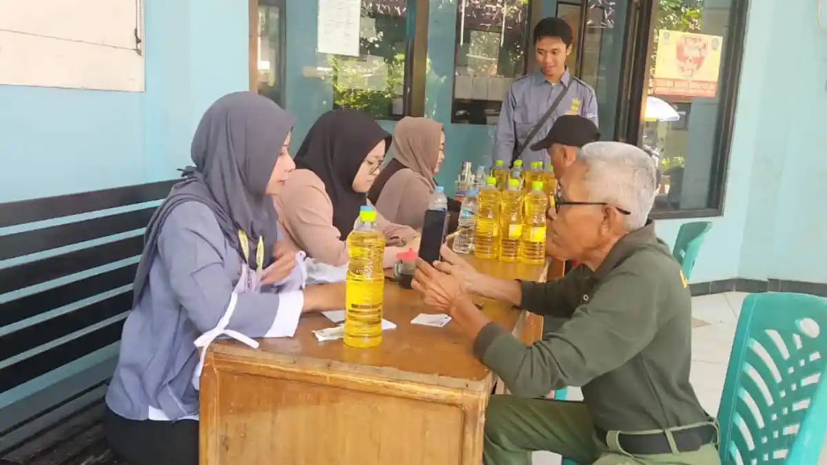 BCA bagikan minyak gratis