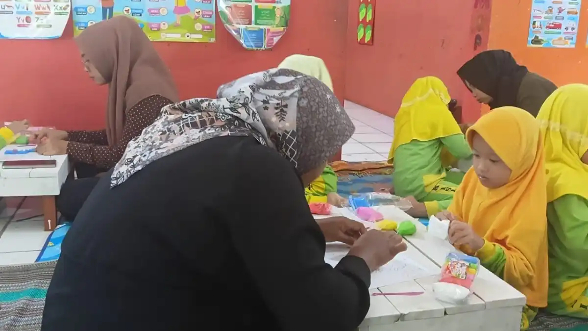 Riangnya Dapur Imajinasi Anak: TK Islam Al Fath Meriahkan Lomba Media Clay