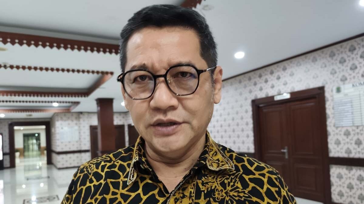 Setahun Tri-Haris, Fraksi Golkar Angkat Topi
