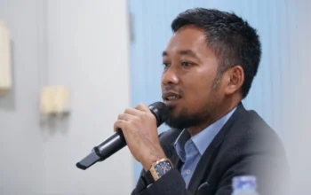 Dari Tukang Lampu ke Pusat Kekuasaan