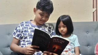 Angkat Bahasa Betawi Bekasi, Buku ‘Bocah Ledok” Diburu Banyak Pembaca